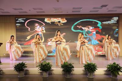 首屆&ldquo;忠實杯&rdquo;大學(xué)生文藝創(chuàng)作大賽頒獎禮隆重舉行