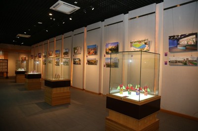 2021年茶山鎮(zhèn)&ldquo;慶國(guó)慶&rdquo;文藝精品聯(lián)展揭幕 謳歌黨的光輝歷程和偉大成就