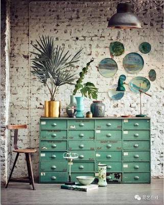 有了植物,工業(yè)風里更有文藝味